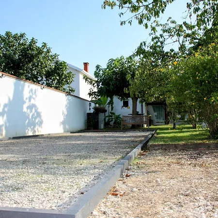 דירה Independant, Calme, Avec Parking Prive Et Grand Jardin, Proche De Toulouse Villeneuve-Tolosane