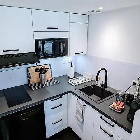 Independant, Calme, Avec Parking Prive Et Grand Jardin, Proche De Toulouse * Villeneuve-Tolosane