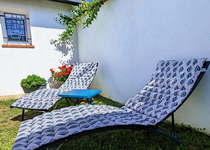 Appartement Indépendant, Calme, Avec Parking Privé Et Grand Jardin, Proche De Toulouse *